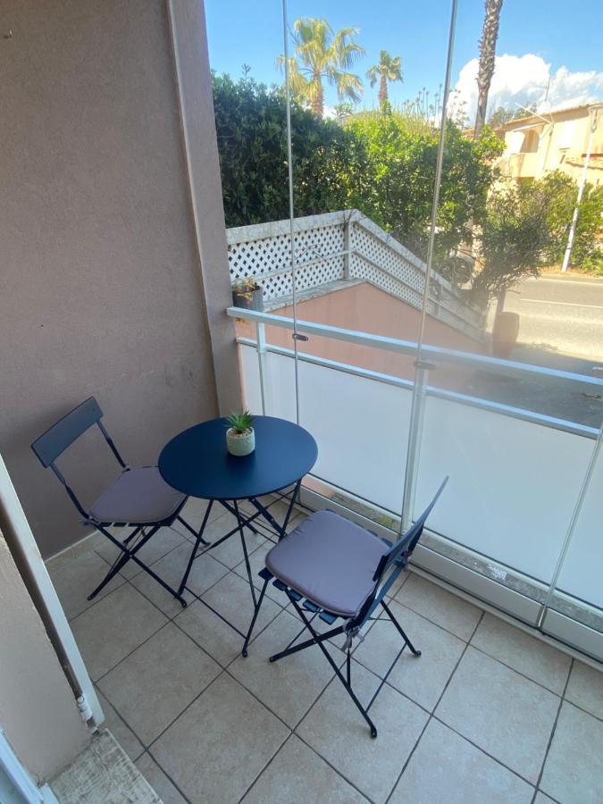 Studio Spacieux Avec Patio En Centre Ville キャバレール・シュル・メール エクステリア 写真